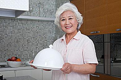 虚幻5赛博朋克动作游戏《烟烟罗》新实机内容展示